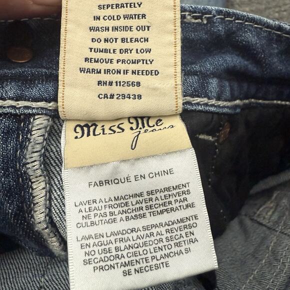 Miss Me Jeans 27 x 34 Boot Cut Rhinestone Sequin Bling Distressed Buckle Cross - Picture 11 of 13